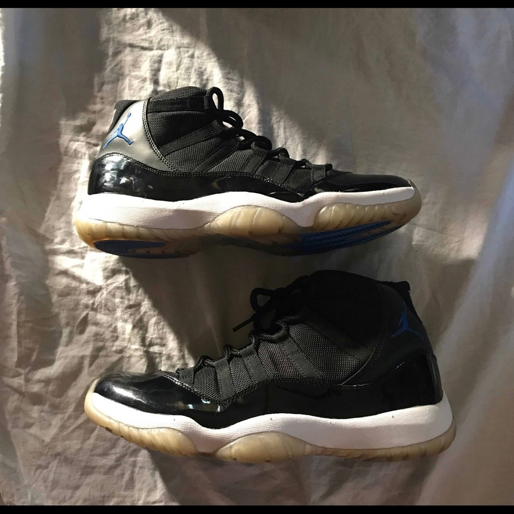 Air Jordan Retro 11 Space Jam 2009